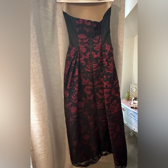 Milly-Red and Black Gown - Picture 3 of 4
